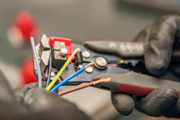 Best Best Electricians Near Me  in Ypsilanti, MI